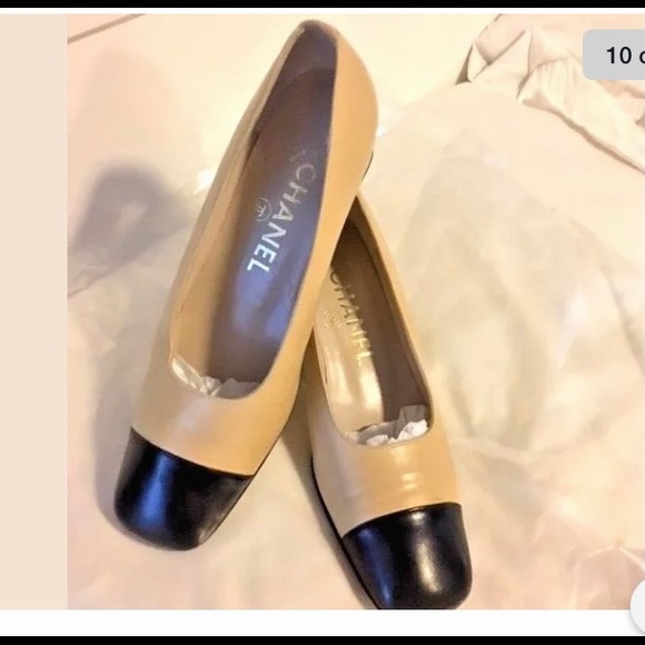 VTG CHANEL Mademoiselle Beige/Black Block Heels 6 - Picture 10 of 10